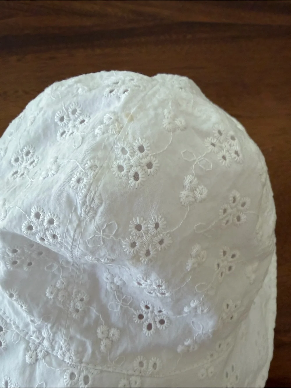 Carter’s White Eyelet Sun Hat 6-12M